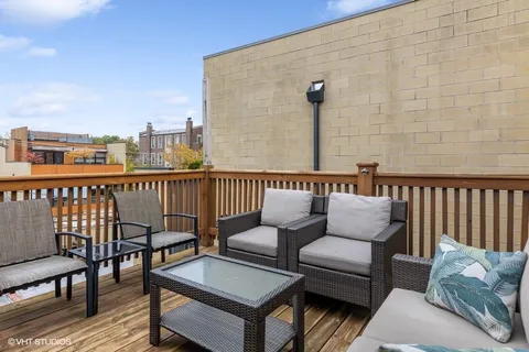 $625,000 | 832 North Paulina Street, Unit 3, Chicago, IL 60622