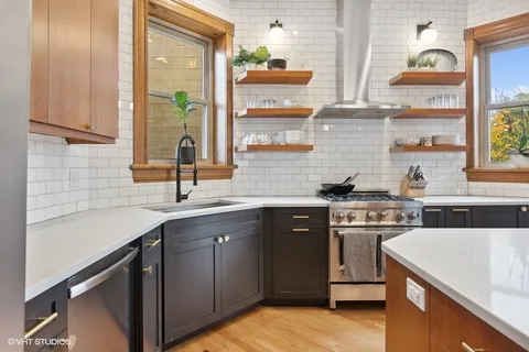 $625,000 | 832 North Paulina Street, Unit 3, Chicago, IL 60622