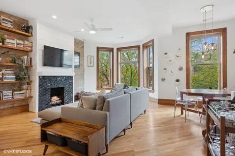 $625,000 | 832 North Paulina Street, Unit 3, Chicago, IL 60622