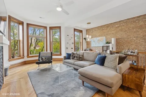 $625,000 | 832 North Paulina Street, Unit 3, Chicago, IL 60622