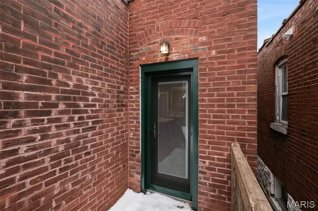 $224,900 | 4250 Connecticut Street, St. Louis, MO 63116