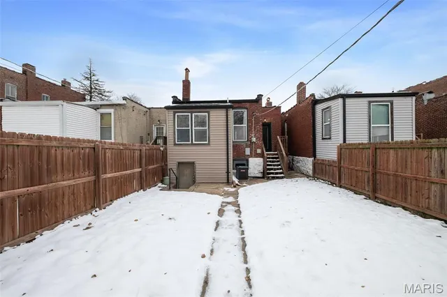 $224,900 | 4250 Connecticut Street, St. Louis, MO 63116