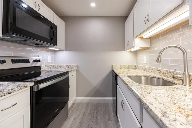 $319,900 | 605 Franklin Crossing Road, Unit 605, Franklin, MA 02038