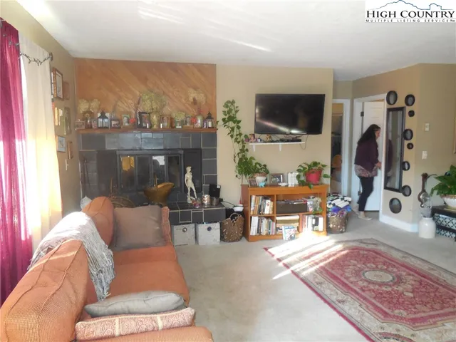 $599,000 | 10545 Highway 105, Banner Elk, NC 28604