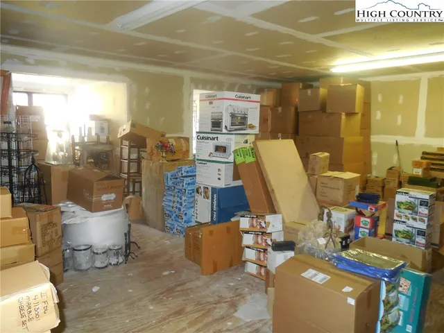 $599,000 | 10545 Highway 105, Banner Elk, NC 28604