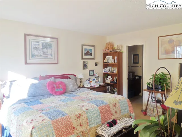 $599,000 | 10545 Highway 105, Banner Elk, NC 28604