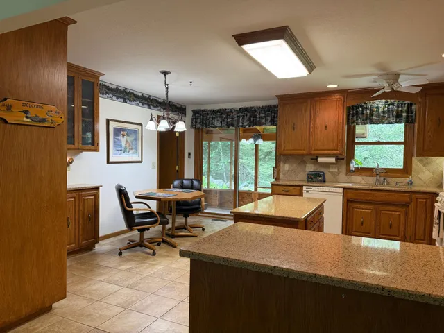 $750,000 | 8124 Virginia Ely Road, Babbitt, MN 55706