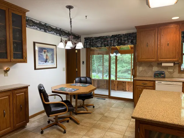 $750,000 | 8124 Virginia Ely Road, Babbitt, MN 55706