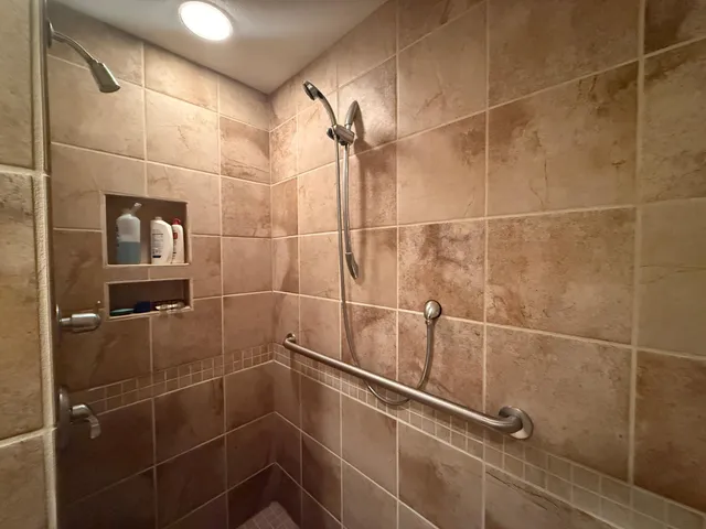 $750,000 | 8124 Virginia Ely Road, Babbitt, MN 55706