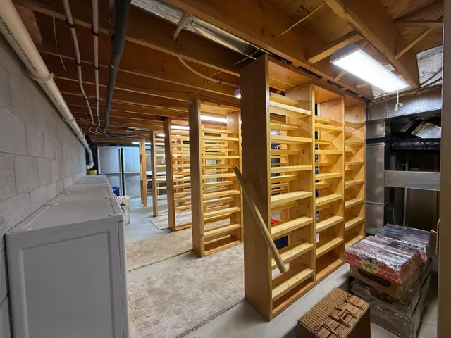 $750,000 | 8124 Virginia Ely Road, Babbitt, MN 55706