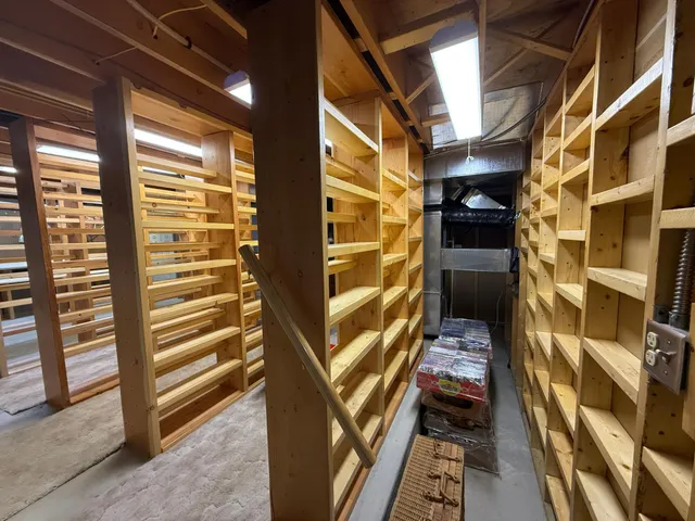 $750,000 | 8124 Virginia Ely Road, Babbitt, MN 55706