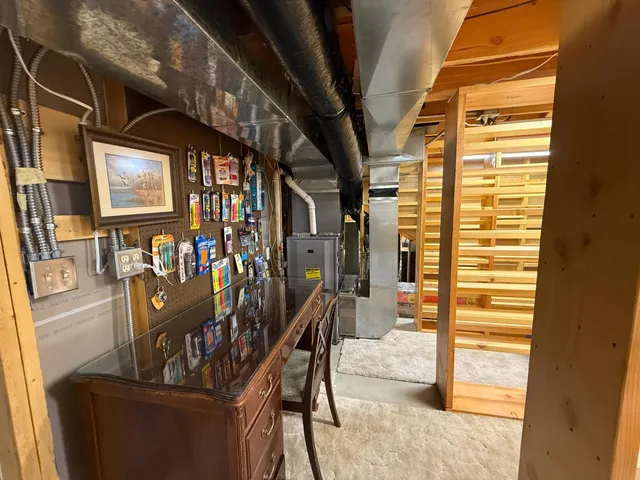 $750,000 | 8124 Virginia Ely Road, Babbitt, MN 55706