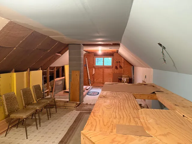 $750,000 | 8124 Virginia Ely Road, Babbitt, MN 55706