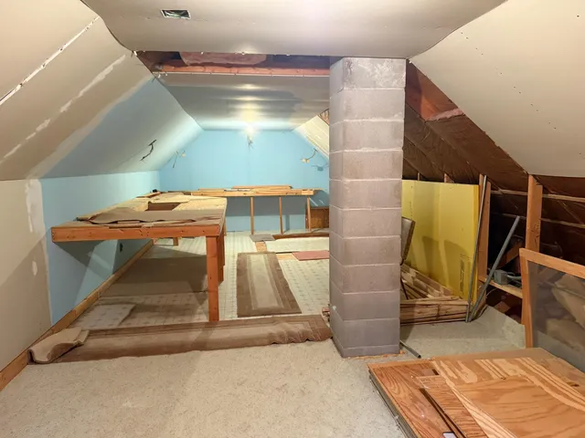 $750,000 | 8124 Virginia Ely Road, Babbitt, MN 55706