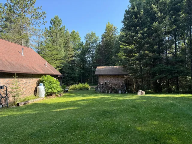 $750,000 | 8124 Virginia Ely Road, Babbitt, MN 55706