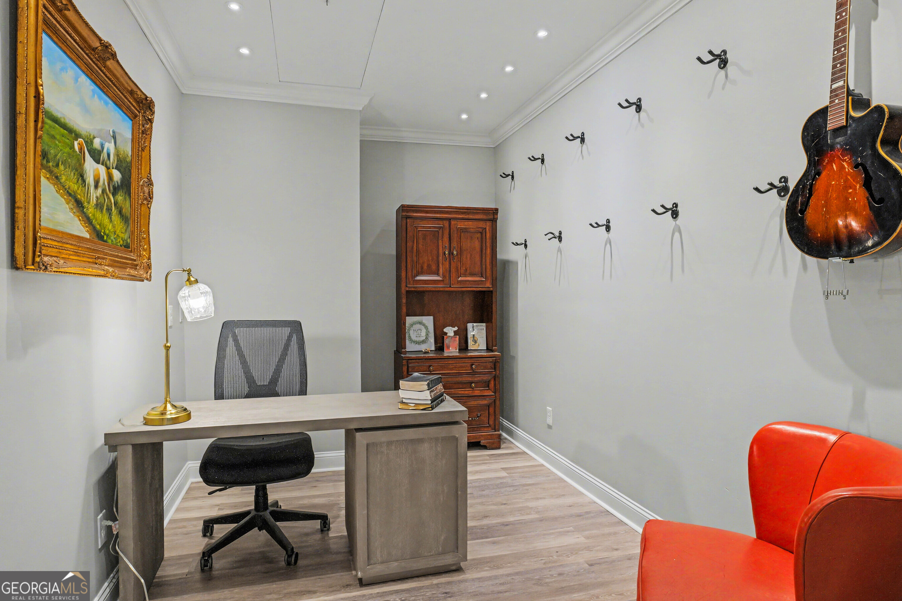 97222 Pirates Point Road Yulee, FL 32097 - Photo 44 of 82 a living room with furniture and a chair