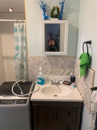 $149,900 | 105 Eloise Terrace, Syracuse, NY 13207