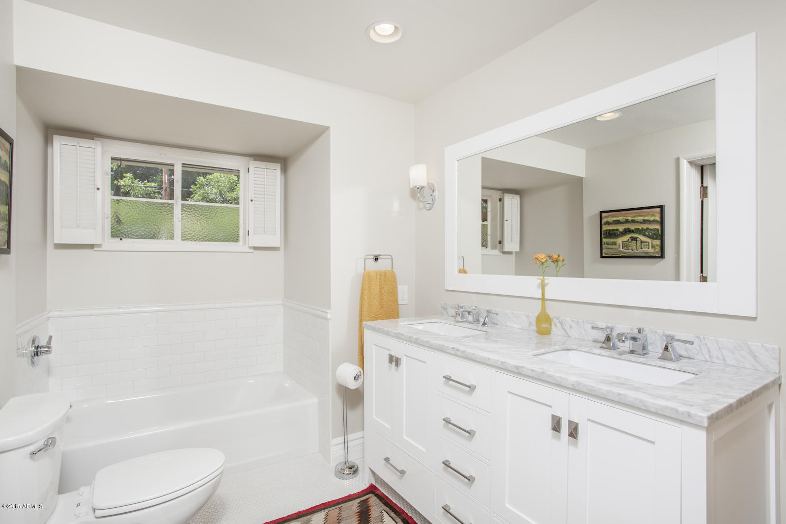 136 East Ocotillo Road Phoenix, AZ 85012 - Photo 13 of 16 Masterbath
