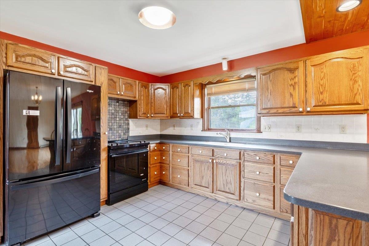 7353 Maquam Shore Road St. Albans Town, VT 05488 - Photo 5 of 59