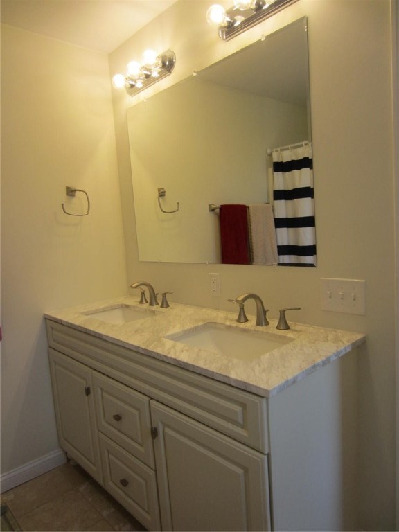 25 Top Street Westerly, RI 02891 - Photo 16 of 37
