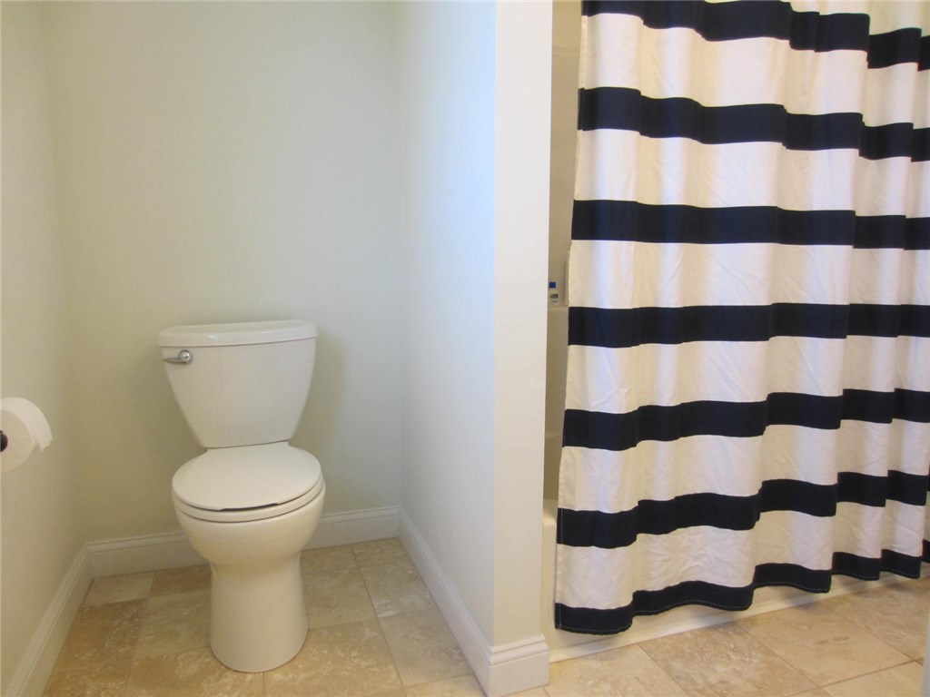 25 Top Street Westerly, RI 02891 - Photo 18 of 37