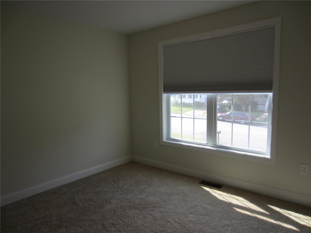 25 Top Street Westerly, RI 02891 - Photo 20 of 37