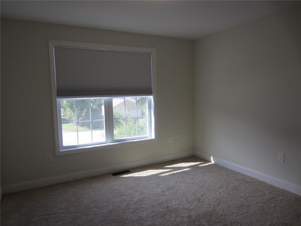 25 Top Street Westerly, RI 02891 - Photo 21 of 37
