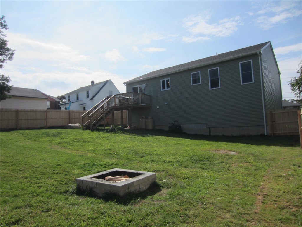 25 Top Street Westerly, RI 02891 - Photo 34 of 37