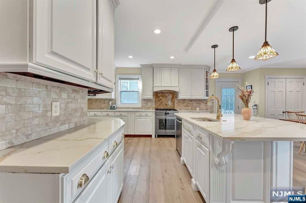 17 Elston Road Montclair, NJ 07043 - Photo 15 of 50