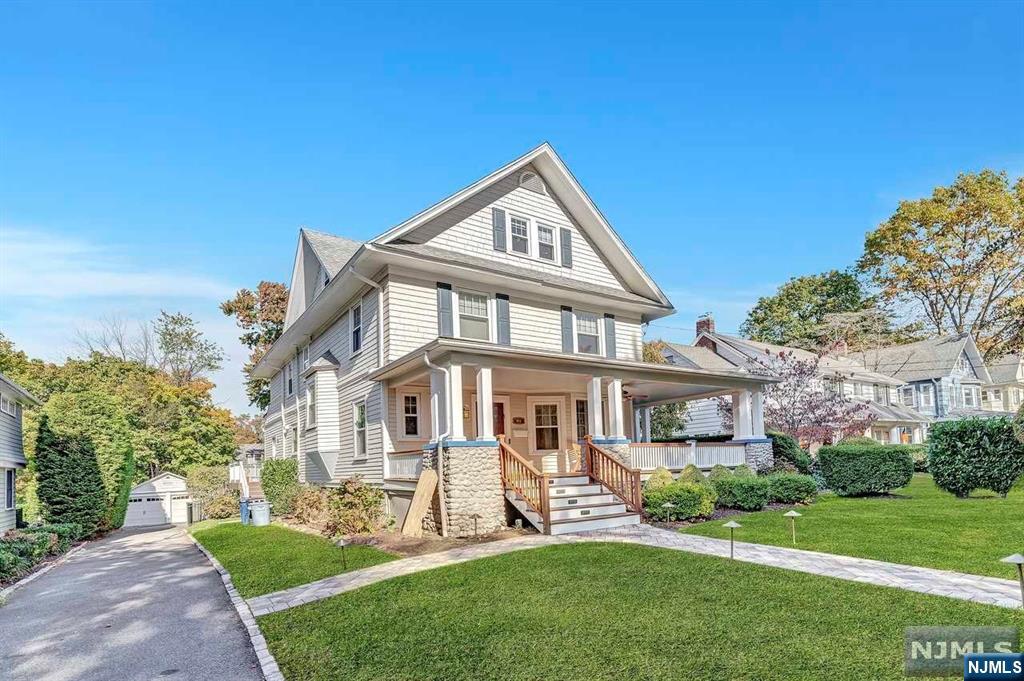 17 Elston Road Montclair, NJ 07043 - Photo 2 of 50