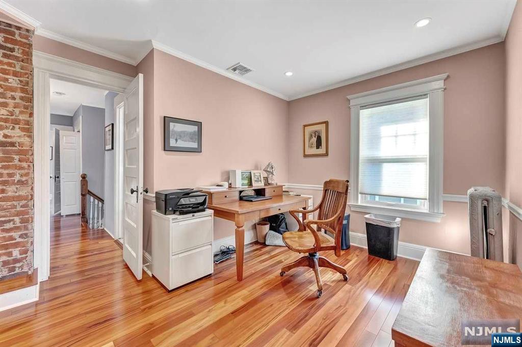 17 Elston Road Montclair, NJ 07043 - Photo 30 of 50