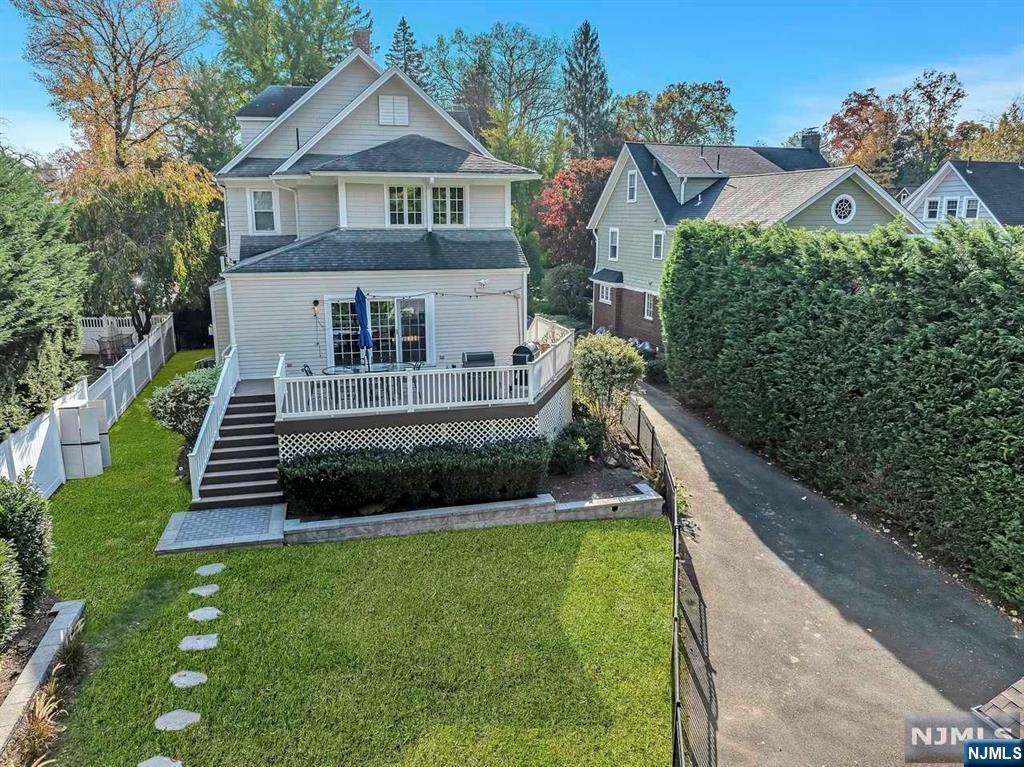 17 Elston Road Montclair, NJ 07043 - Photo 38 of 50