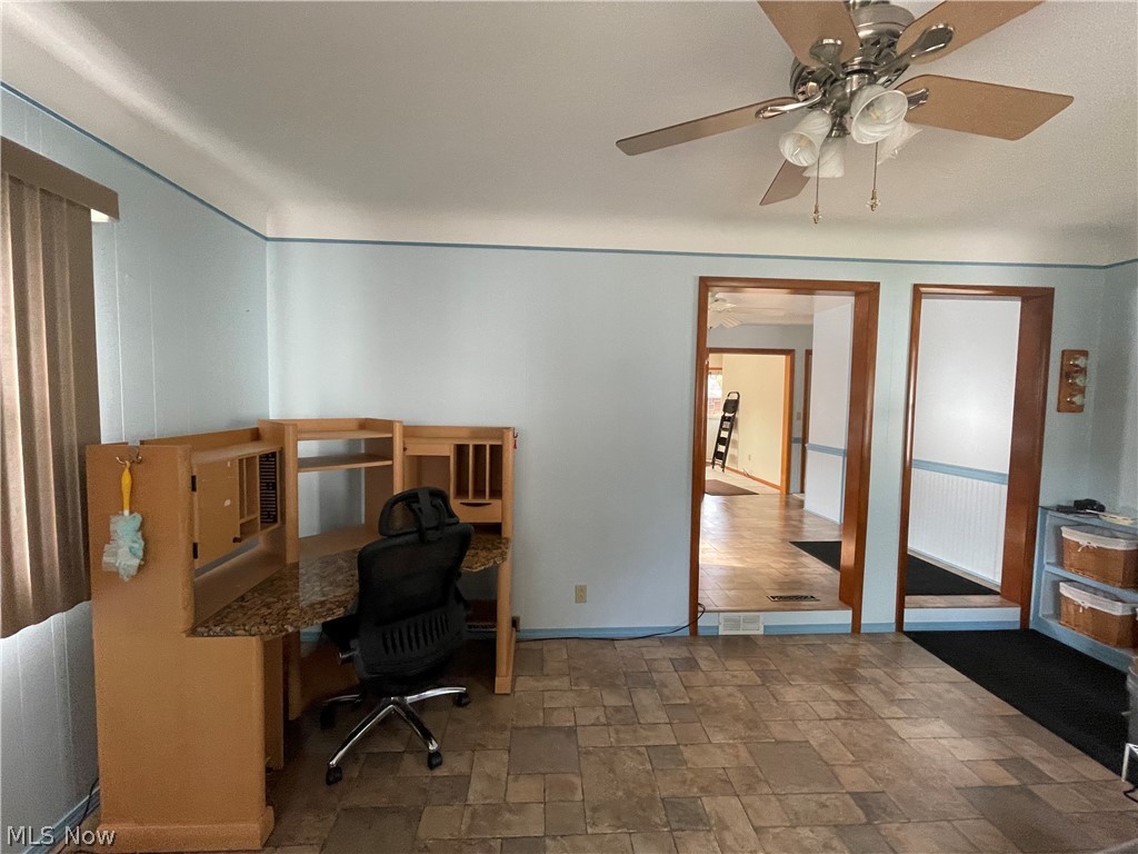 677 Mannering Road Eastlake, OH 44095 - Photo 22 of 32 Gallery Image 22