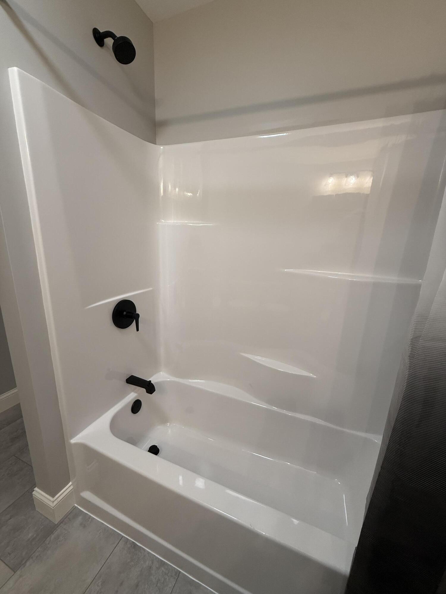 72 Northeast Road Waterboro, ME 04087 - Photo 16 of 31 Bathroom 1/FULL tub