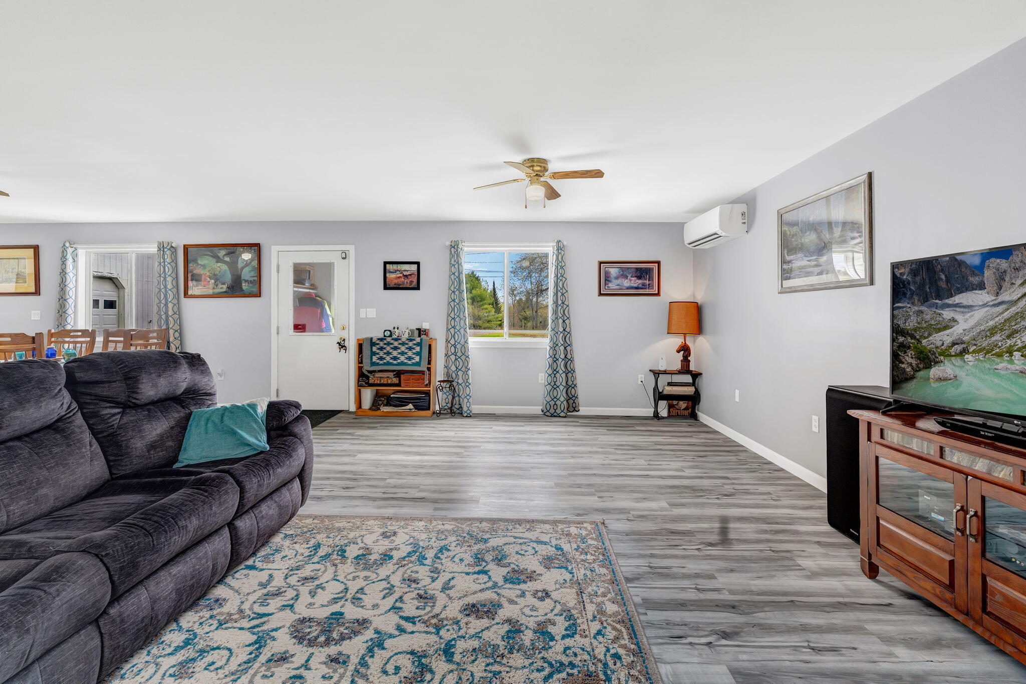 752 Detroit Road Troy, ME 04987 - Photo 2 of 56 Living Room