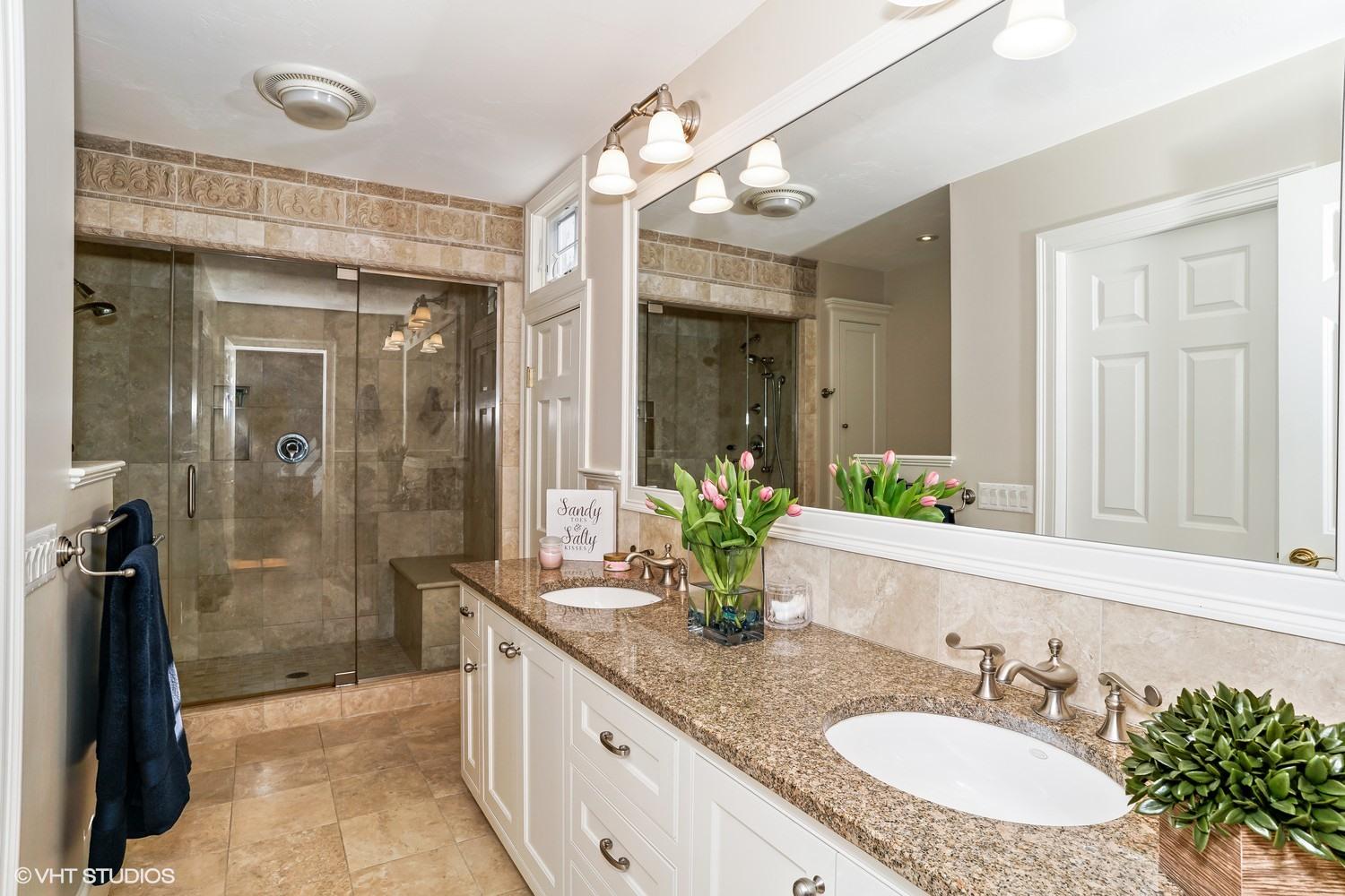 7 Whelan Road Harwich, MA 02645 - Photo 13 of 24 09_7WhelanRoad_13_MasterBathroom_MLSuse_