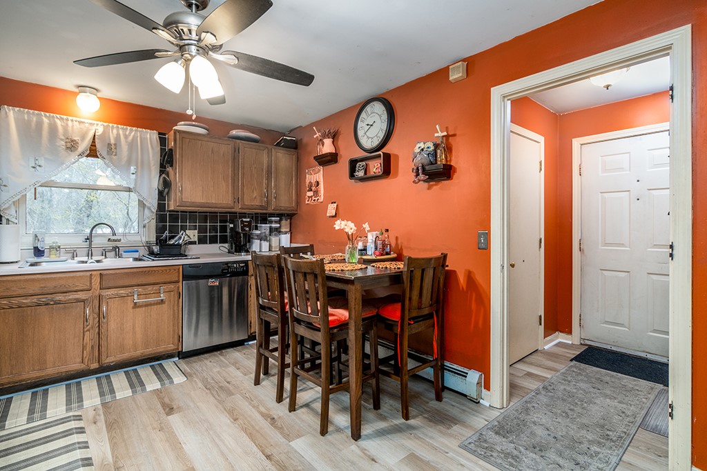 1668 Kingstown Road South Kingstown, RI 02879 - Photo 19 of 32