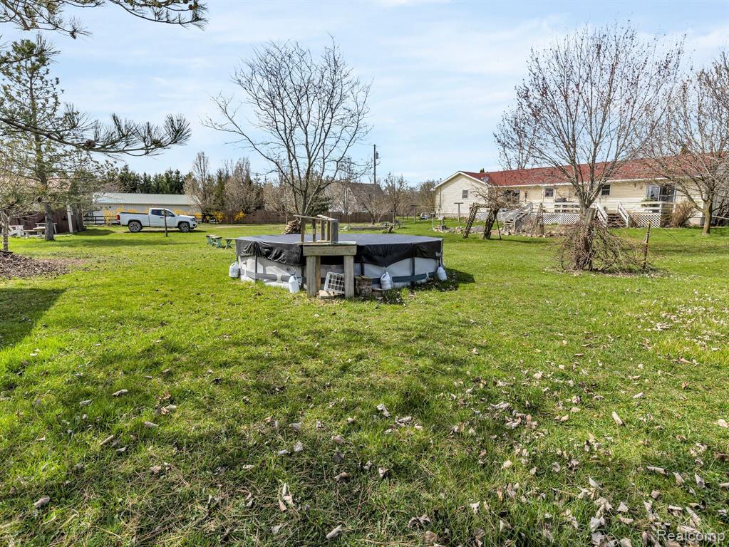 9449 Crofoot Road Fowlerville, MI 48836 - Photo 23 of 24