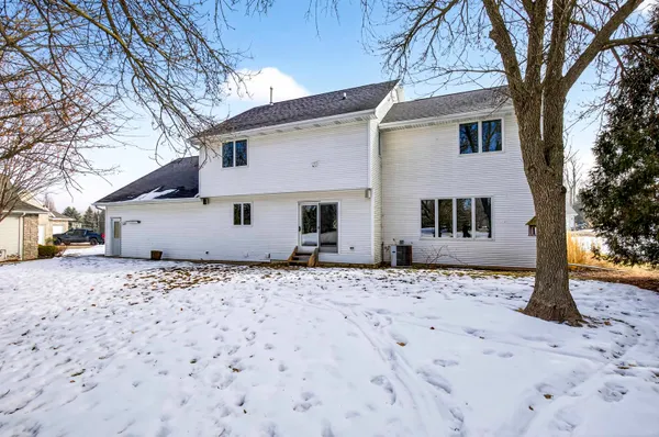 $474,900 | N371 Fieldside Lane, Appleton, WI 54915