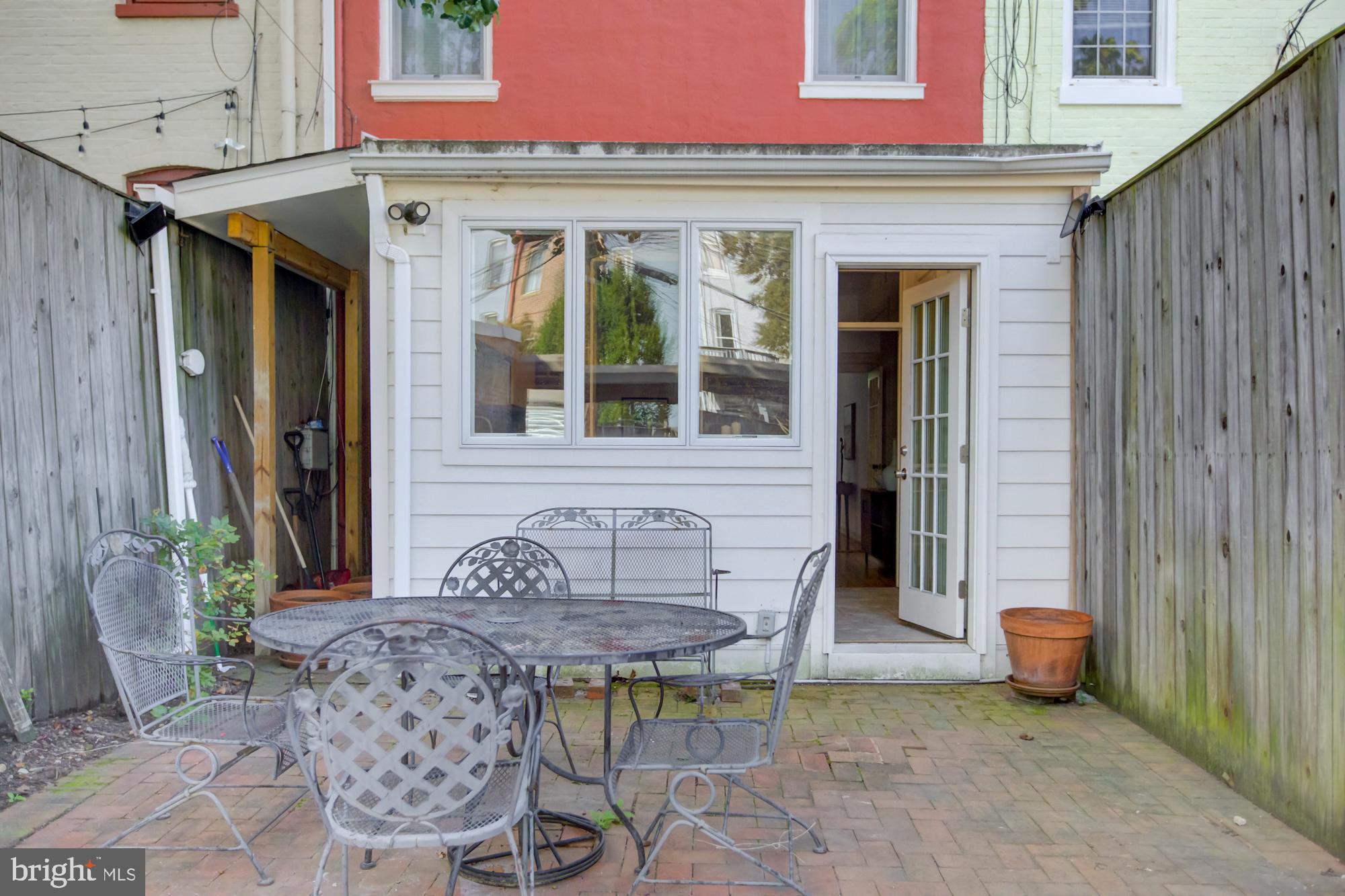 136 E Street Southeast Washington, DC 20003 - Photo 10 of 29 Gallery Image 10