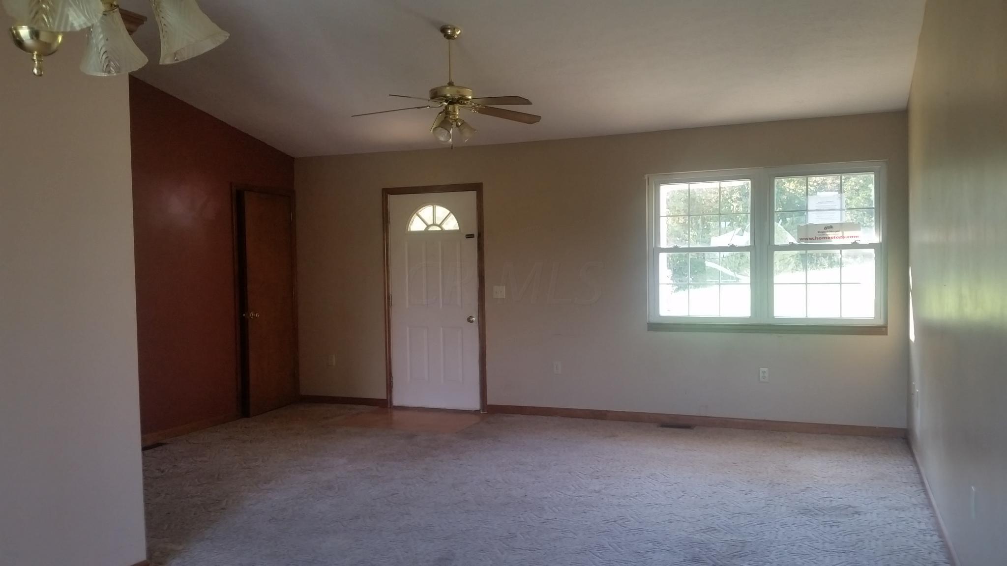 2760 McDonald Road Southwest Lancaster, OH 43130 - Photo 2 of 15