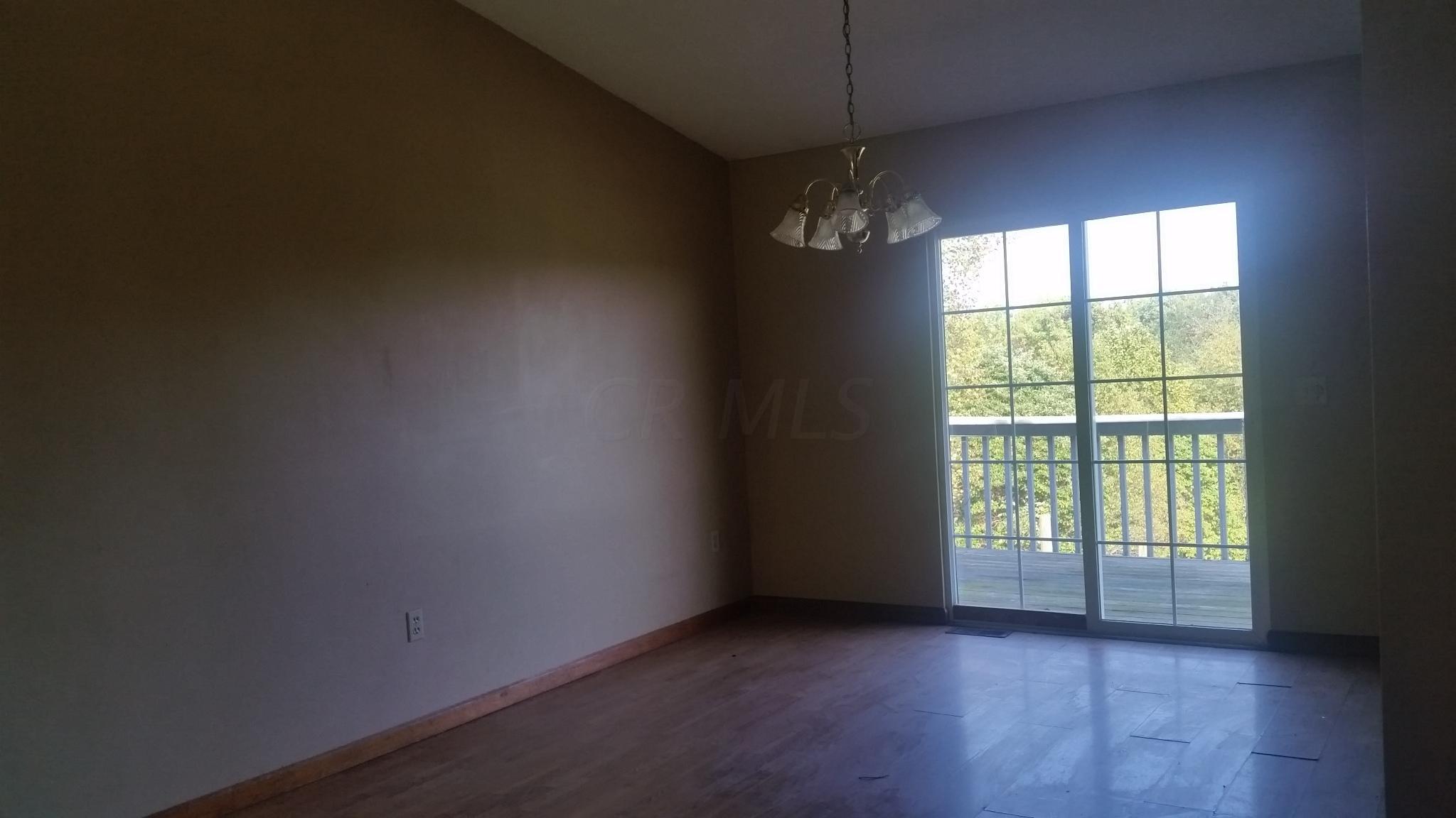 2760 McDonald Road Southwest Lancaster, OH 43130 - Photo 3 of 15