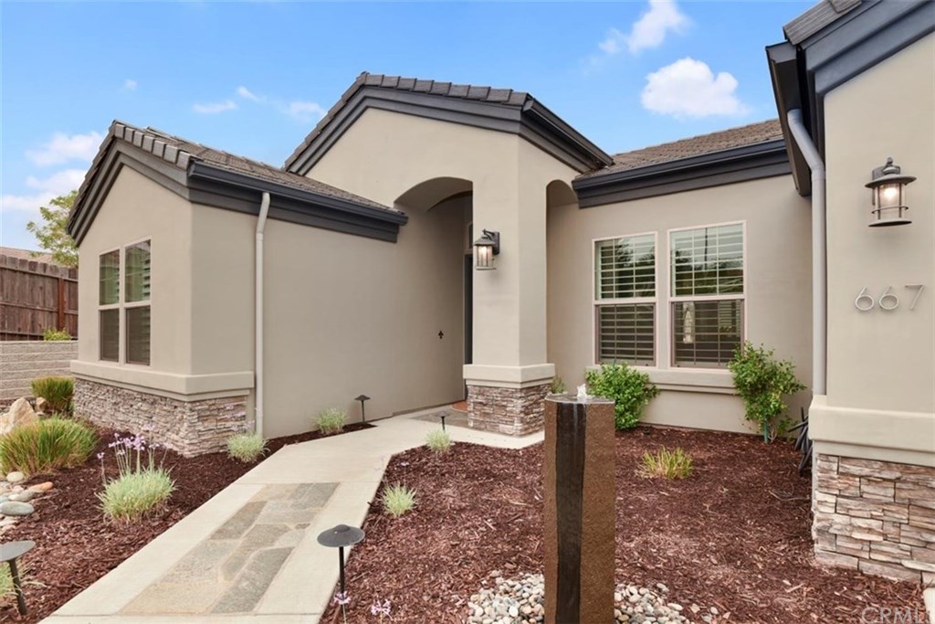 667 Red Cloud Road Paso Robles, CA 93446 - Photo 3 of 67 Gallery Image 3