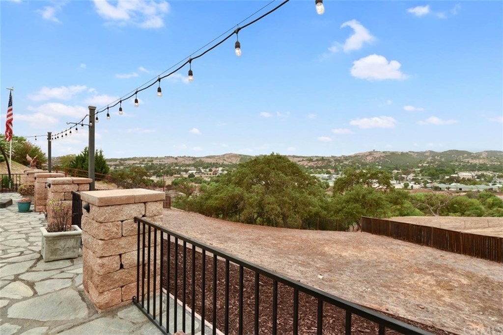 667 Red Cloud Road Paso Robles, CA 93446 - Photo 59 of 67 Gallery Image 59