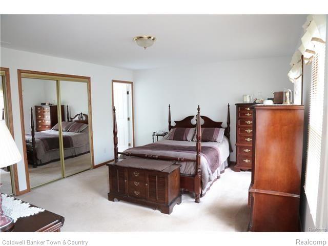 11553 Mcgregor Road Pinckney, MI 48169 - Photo 12 of 48 12.jpg
