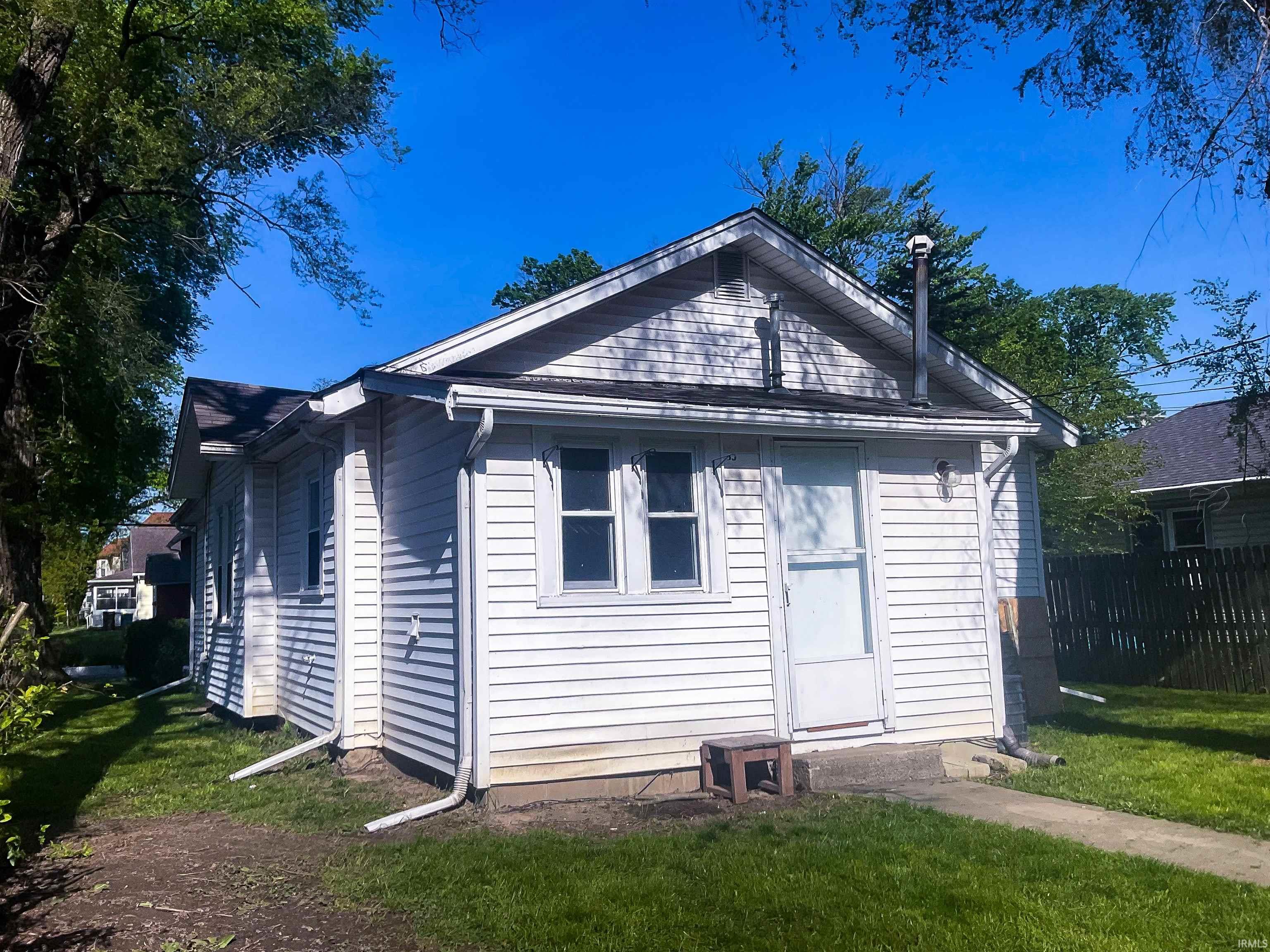 627 South Morgan Street Bluffton, IN 46714 - Photo 16 of 17