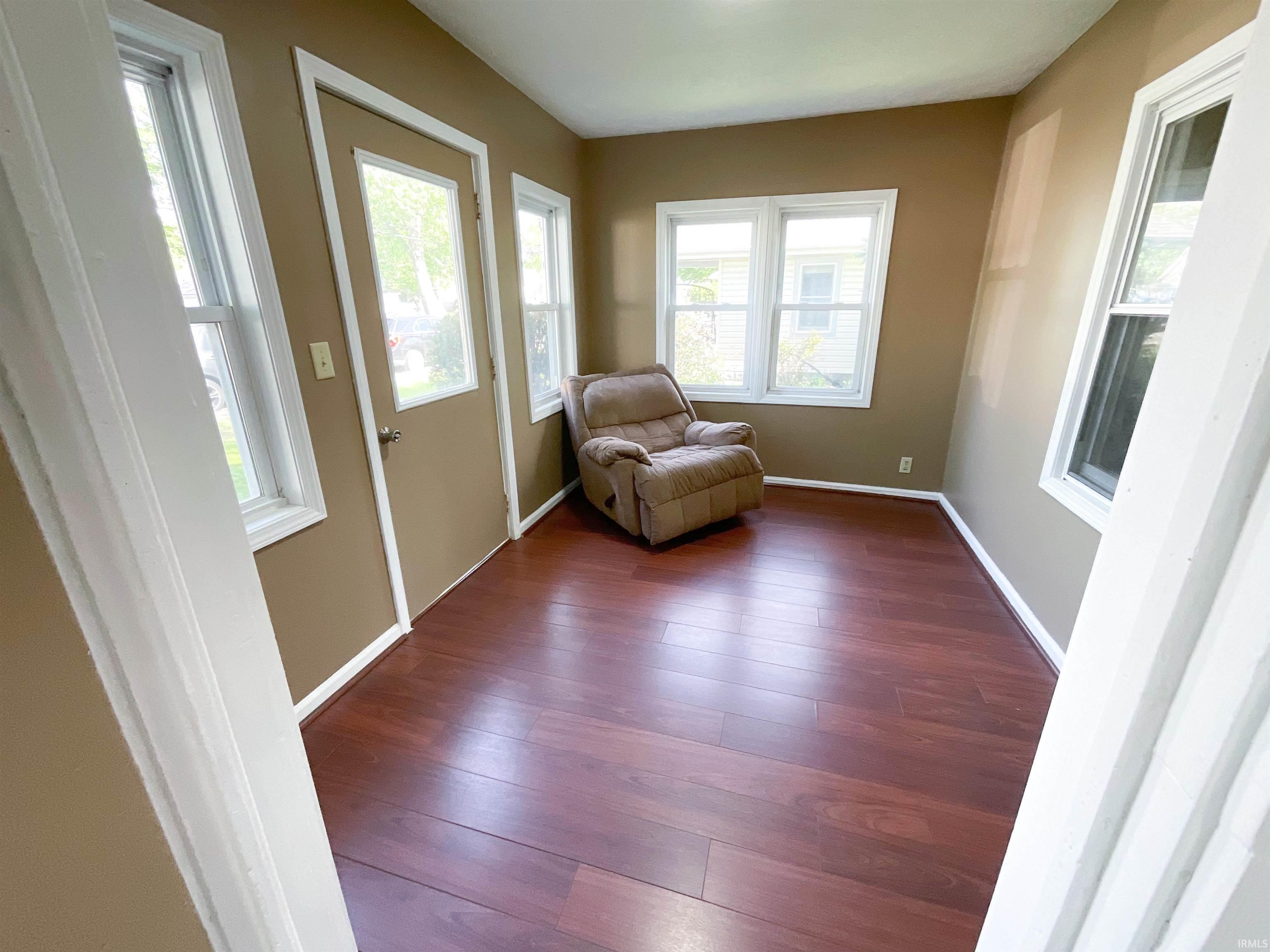 627 South Morgan Street Bluffton, IN 46714 - Photo 5 of 17