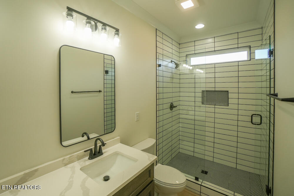 5211 North Wildwood Road Maryville, TN 37804 - Photo 20 of 28 DSC00117