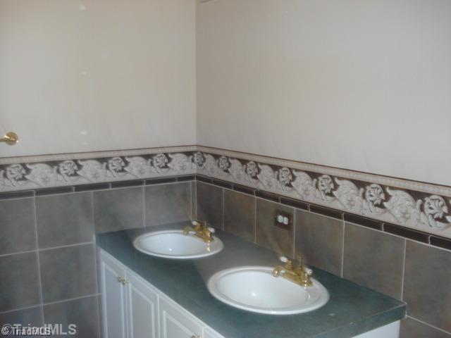 Master Bath/Spa. 