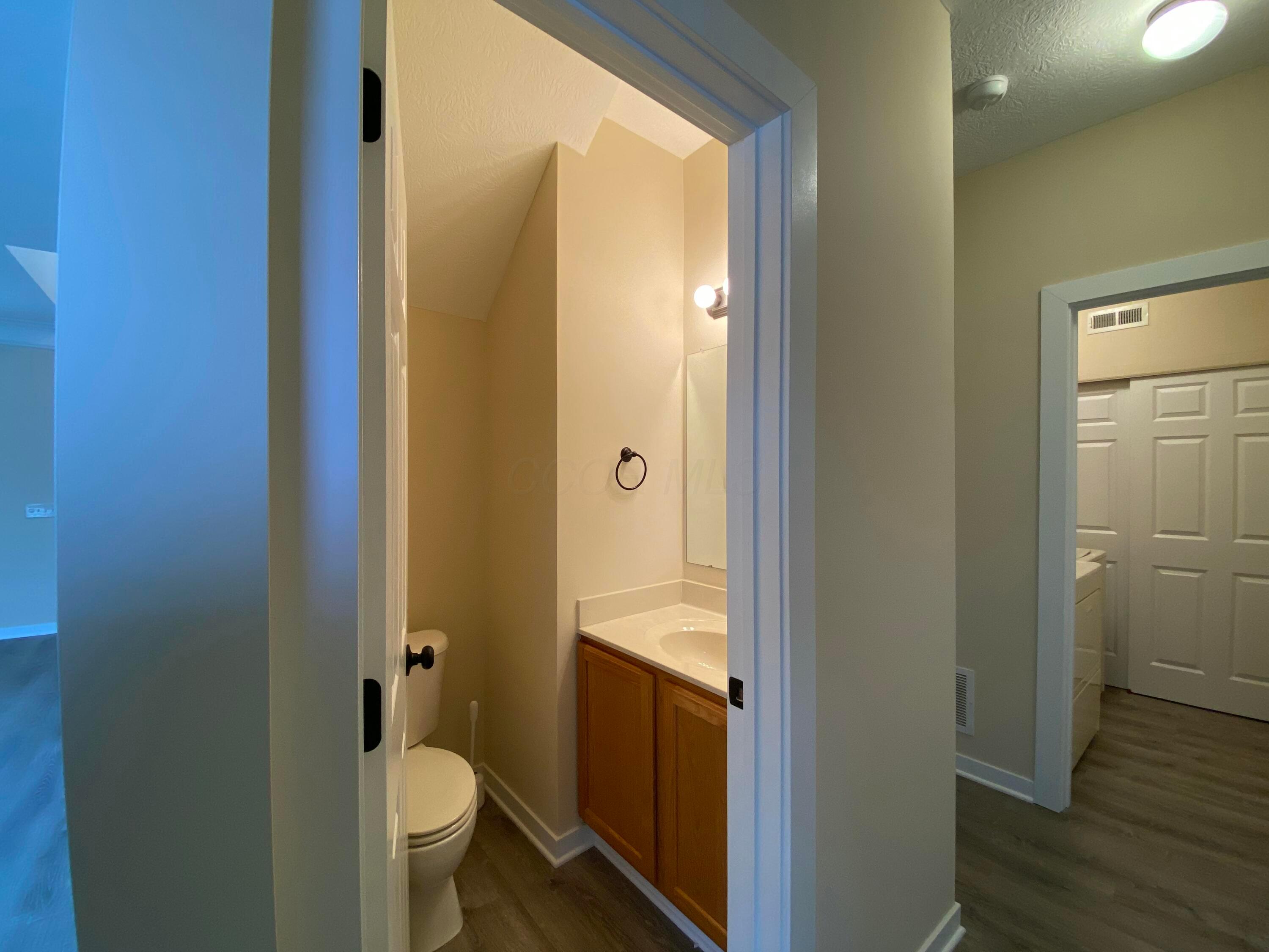 6002 Mealla Road Westerville, OH 43081 - Photo 7 of 18 IMG_5637
